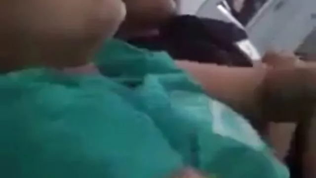 - تیفانی کورتز اولین عکس کون و کس سکسی بازی پرشور خود را انجام داد