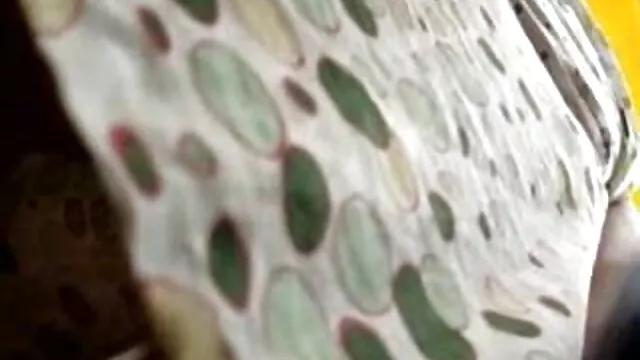 مامان عرب بیدمشک بارمن را عکس سکسی کوس وکیر می مکد