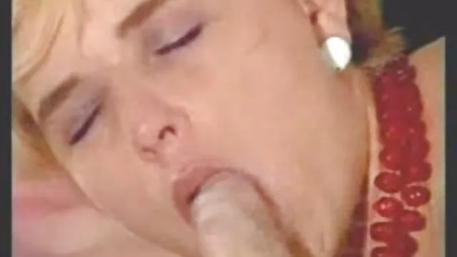 تقلب عكس كس الكسيس - کالی رز در یک چالش فاک می کند