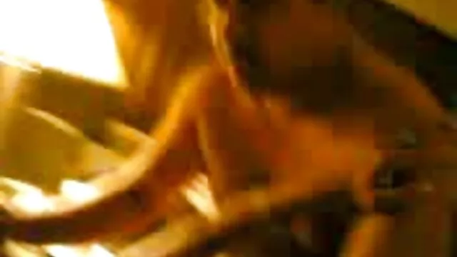 - Busty Blonde نوجوان لعنتی و تقدیر در Tits کلیپ کیرو کوس